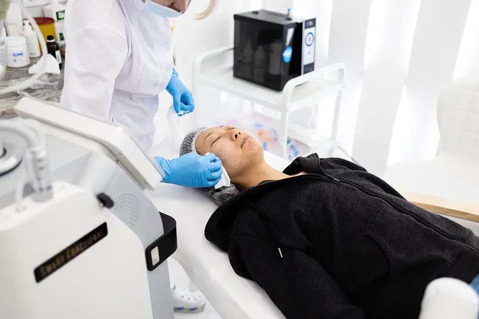 What Is HIFU? A Non-Surgical Lift for Younger, Firmer Skin